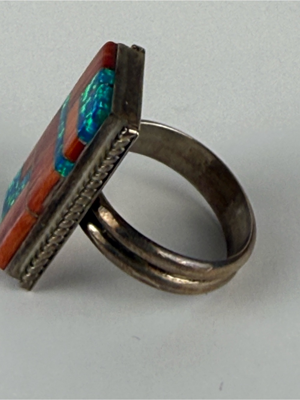 Native American Spiny Oyster, Lab Created Opal Sterling Silver Signed WG 8.75 - Picture 5 of 16